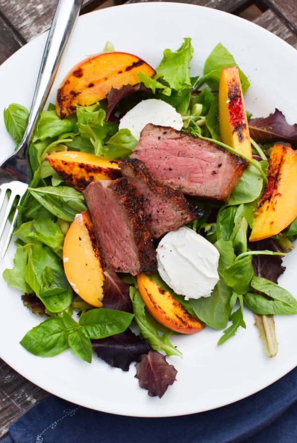 Easy Grilled Steak Salad with Fresh Peaches - The perfect end of summer salad that can be made #paleo or migraine free on the heal your headache diet