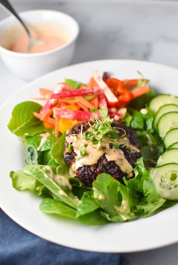 Banh Mi Burger Salad - a healthy, paleo and gluten free weeknight meal that is full of flavor. #paleo #migrainediet #burgers #weeknightmeal
