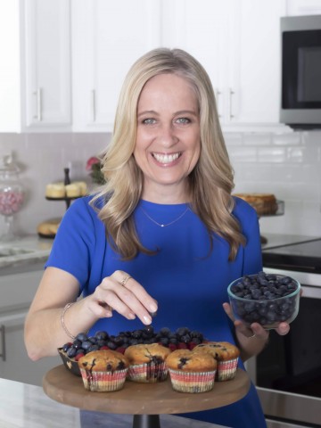 Jennifer Bragdon shares her journey with chronic vestibular migraine and how she became The Dizzy Baker, a featured columnist every month on The Dizzy Cook