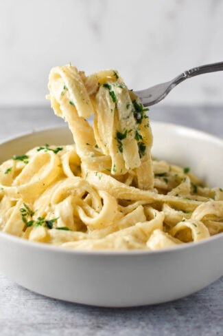 Creamy Boursin Pasta - The Dizzy Cook