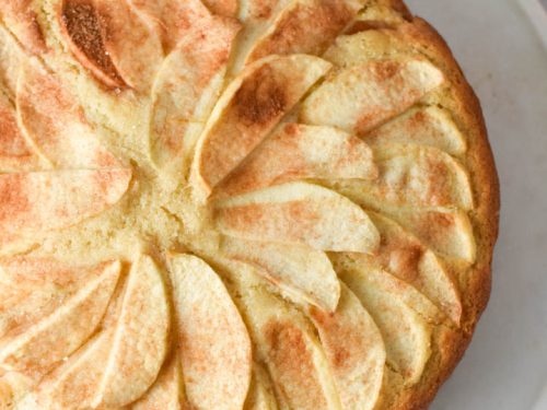 Homemade Apple Cake Recipe - BettyCrocker.com