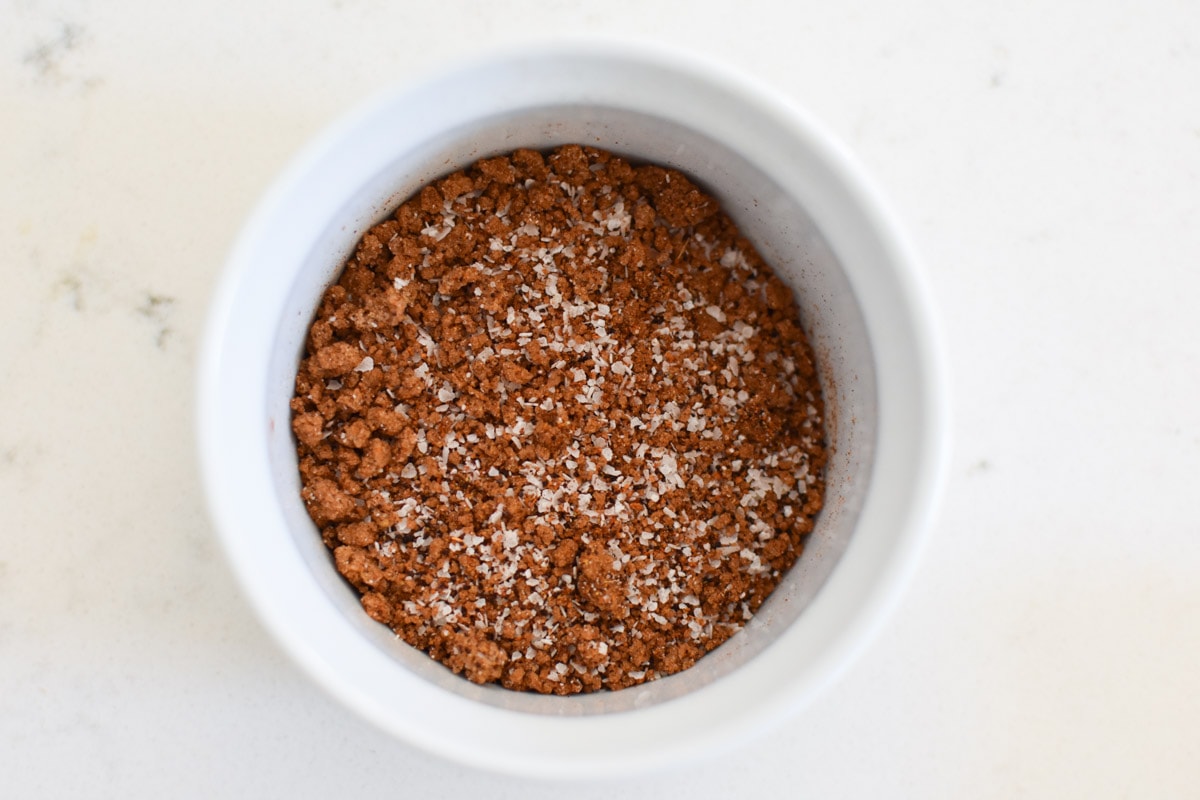 Bbq spices in a bowl.