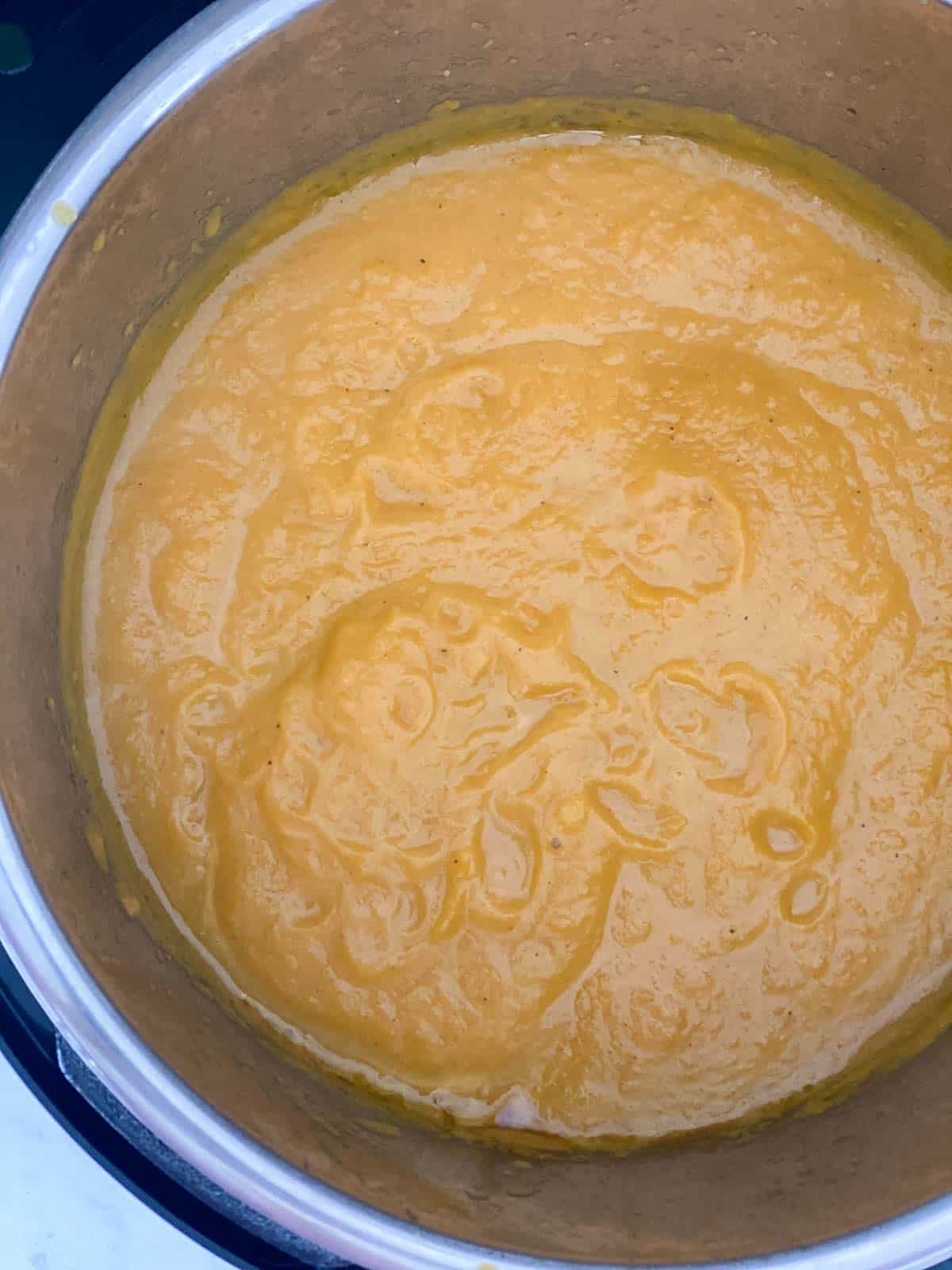 Blended butternut squash soup in an instant pot.